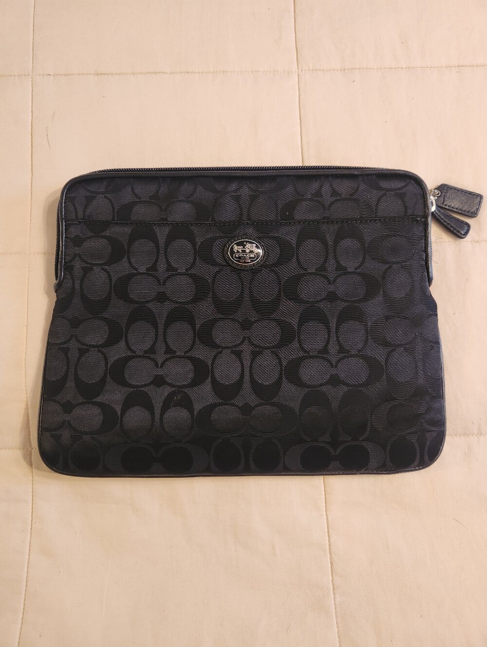 Coach iPad Tablet Case Padded, Black Fabric,  Signature Print w/ Hangtag EUC